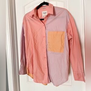 Abercrombie & Fitch Oversized Button Down Shirt Women’s Size S Color Block